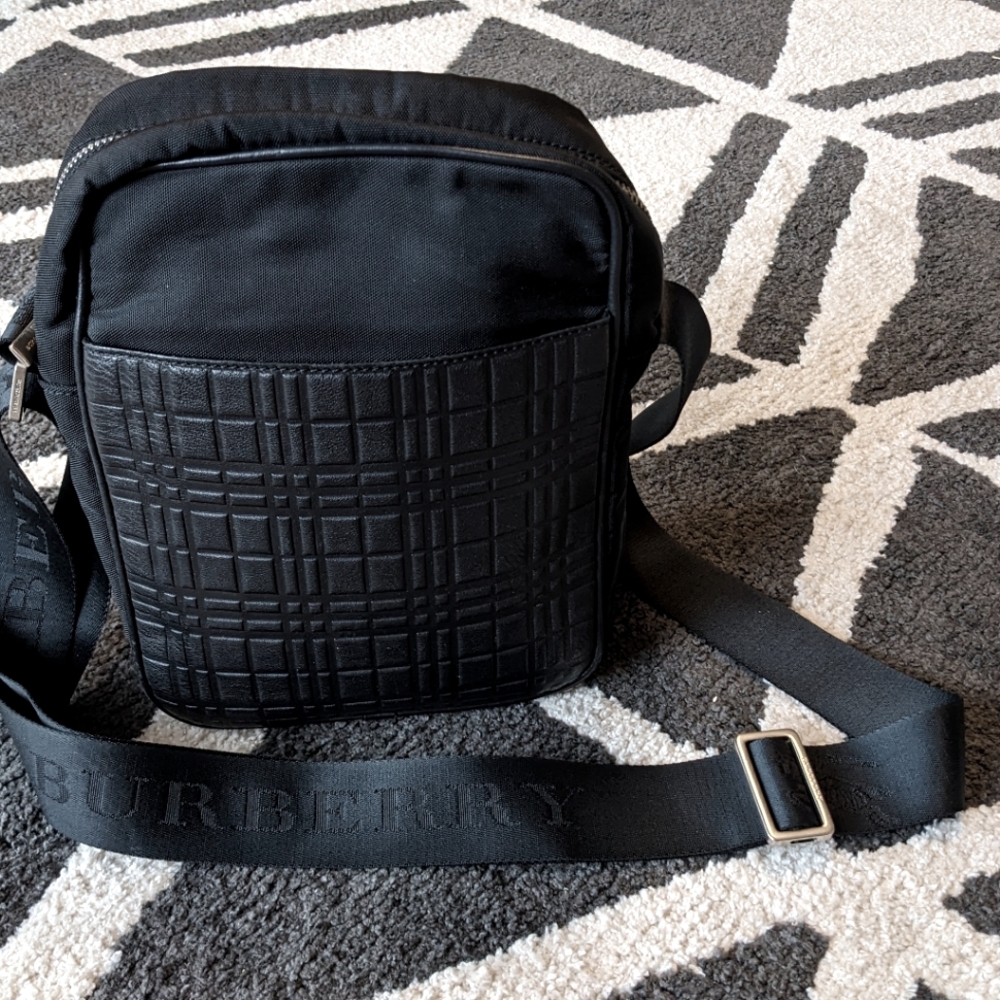 Burberry crossbody bag